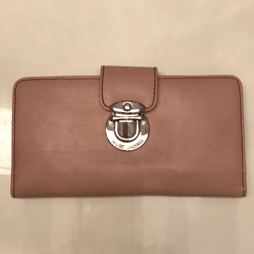 Marc Jacobs wallet